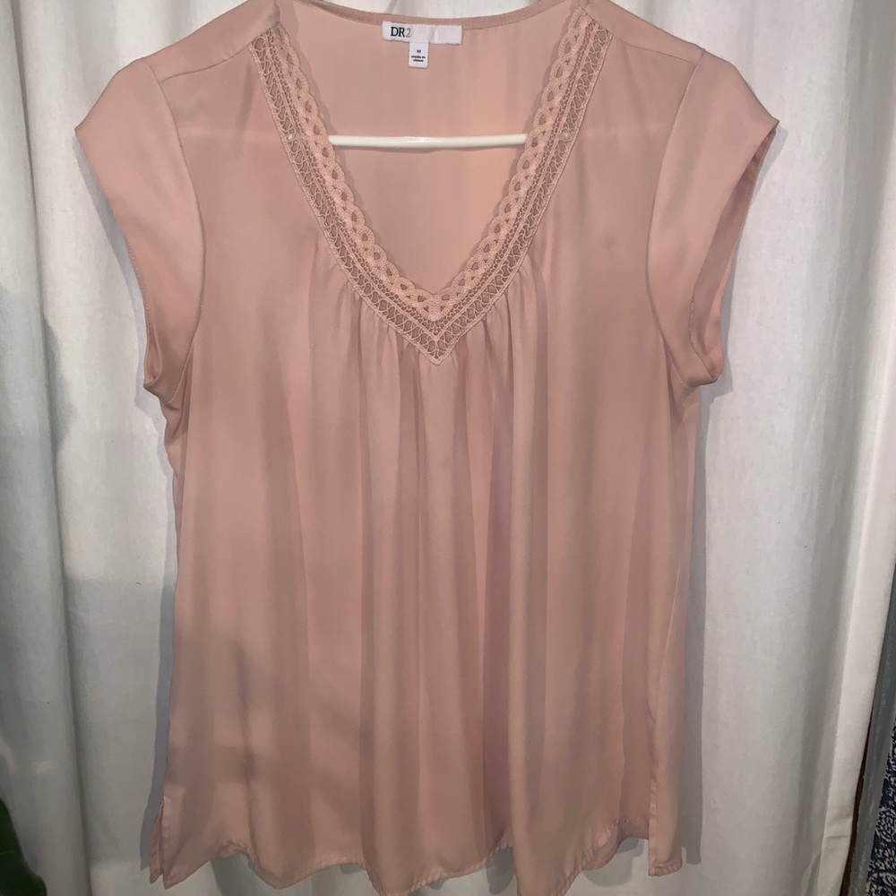✨Dusty rose color top✨